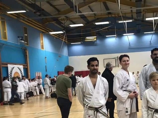 We have a new Black Belt! Congratulations to Petr on passing his Black Belt grading in Nottingham at the JKS England Christmas Course in Nottingham. The photo is of the Harrow group who attended. Well done to Alina and Haran who just need to redo one section next time.