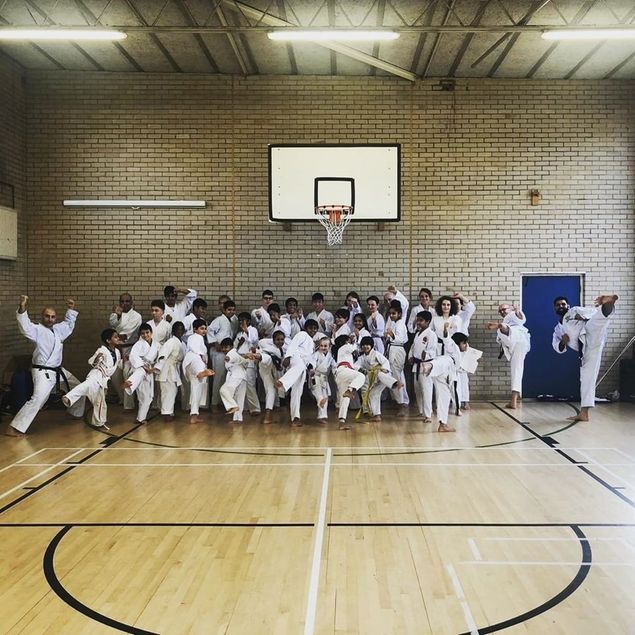22nd Dec saw the dojo have the last class of 2019. As we have done for the last few years, we performed all 26 Shotokan Kata! The class was followed by a Christmas party and games. All the parents and students brought in delicious food while Dojo member Alina organised the party games. 